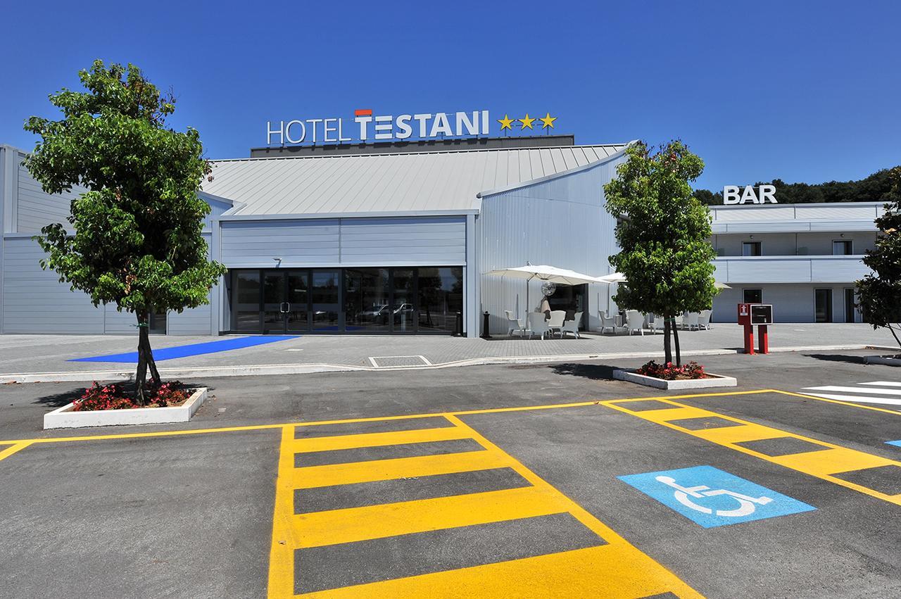 Hotel Testani Колеферо Екстериор снимка
